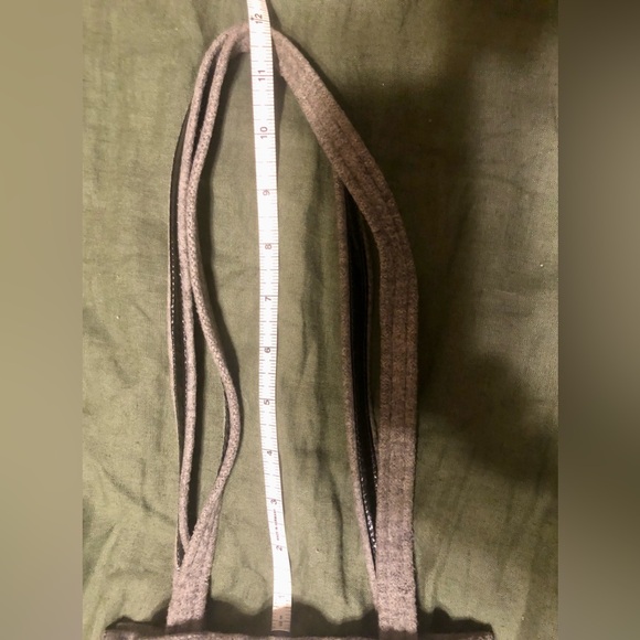 😍 BOTTEGA VENETA *VINTAGE* DESIGNER GREY PRINTED CASHMERE WOOL SHOULDER BAG! 🤩 - Picture 6 of 8